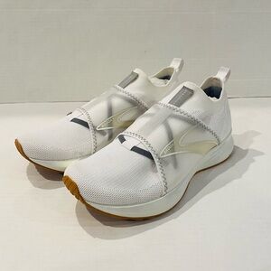 Brooks Levitate 4 White Silver Tan Women’s Running Shoes Size 9 B Medium